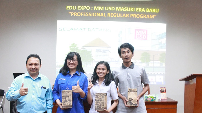PERMBAGIAN DOOR PRIZES LAGI ...