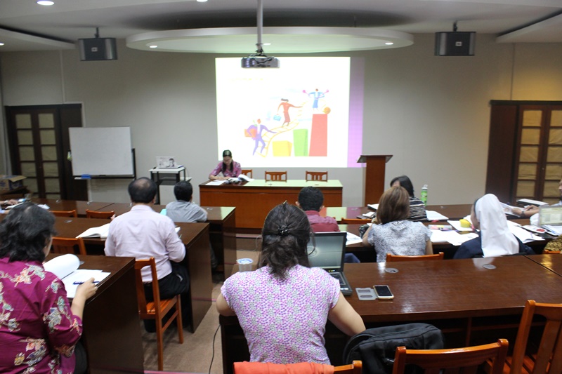 Seminar Proposal Tesis MM USD