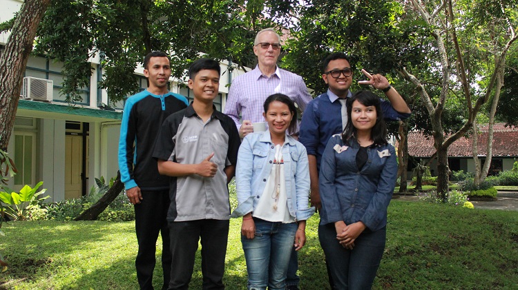 DICK DAN MAHASISWA MM (6)