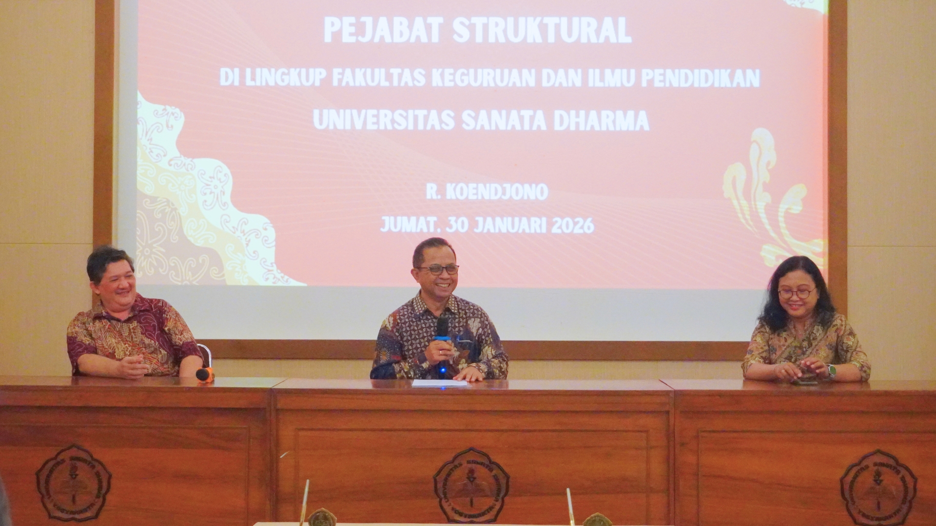 dekanat lama