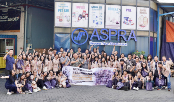 Jelajah Industri Surabaya–Bali: Kala Mahasiswa Pendidikan Ekonomi & Akuntansi 2024 Menimba Ilmu di Luar Kelas