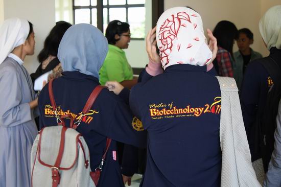 Trainer dari Tim Agro Bioteknologi Universitas Gadjah Mada