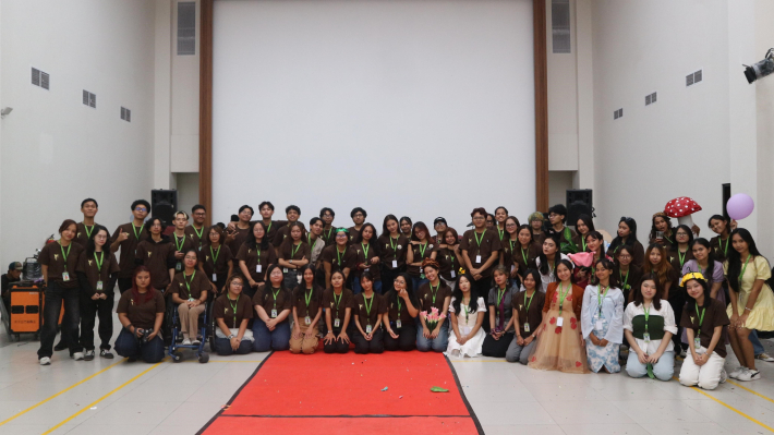 Potluck Party 2026: “Find Your Light, Define Your Story” Welcomes English Letters Freshmen 